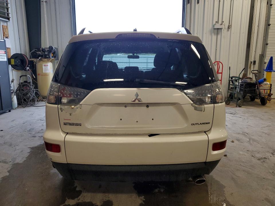 2010 Mitsubishi Outlander VIN JA4AS2AW6AZ608903 COPART salvage auction — FRONT END, ON - PERMIT SALVAGE, sold $150 on 2026-07-21 (photo 6)