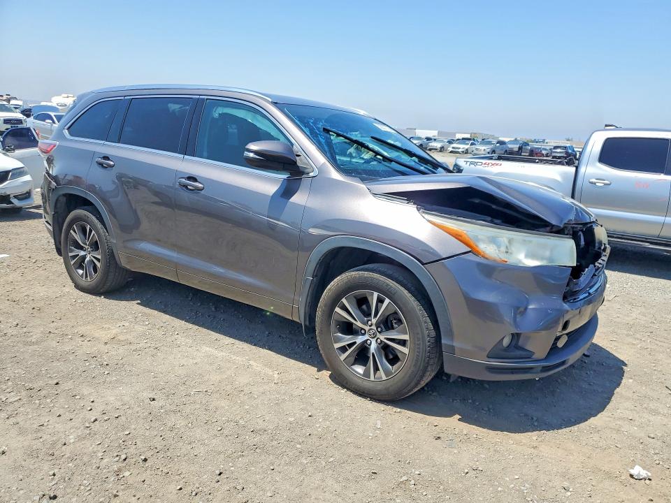 2016 Toyota Highlander VIN 5TDKKRFH1GS504925 COPART salvage auction — FRONT END, Ca - Salvage Certificate, sold $4,500 on 2026-07-24 (photo 4)