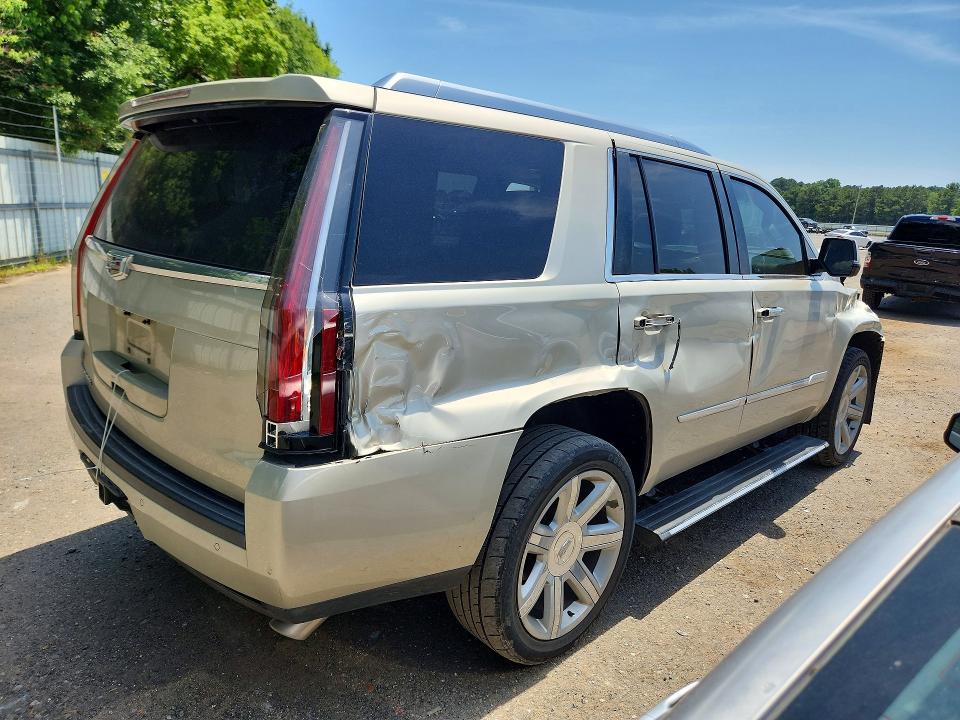 2016 Cadillac Escalade VIN 1GYS3CKJ7GR338633 COPART salvage auction — FRONT END, Id - Salvage Certificate Of Title, sold $4,350 on 2026-07-02 (photo 3)