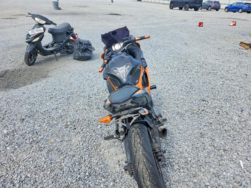 2019 Kawasaki VIN JKAEXEK13KDA30624 COPART salvage auction — REAR END, Nc - Salvage Certificate Of Title, sold $1,150 on 2026-07-02 (photo 4)