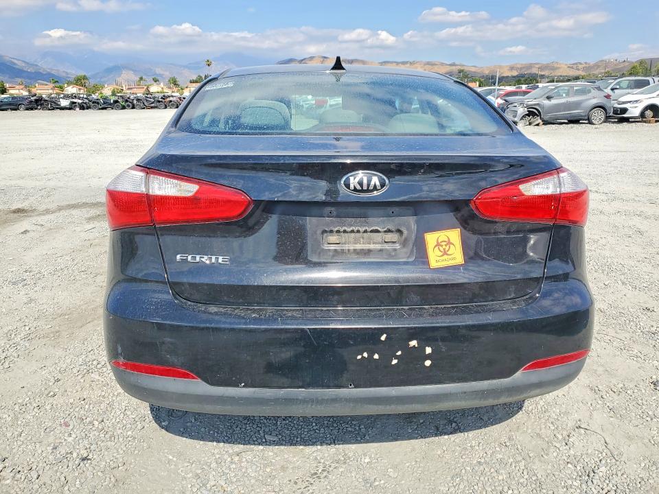 2016 Kia Forte VIN KNAFK4A66G5545158 COPART salvage auction — MINOR DENT/SCRATCHES, Ca - Cert Of Title-Salvaged, sold $325 on 2026-07-03 (photo 6)