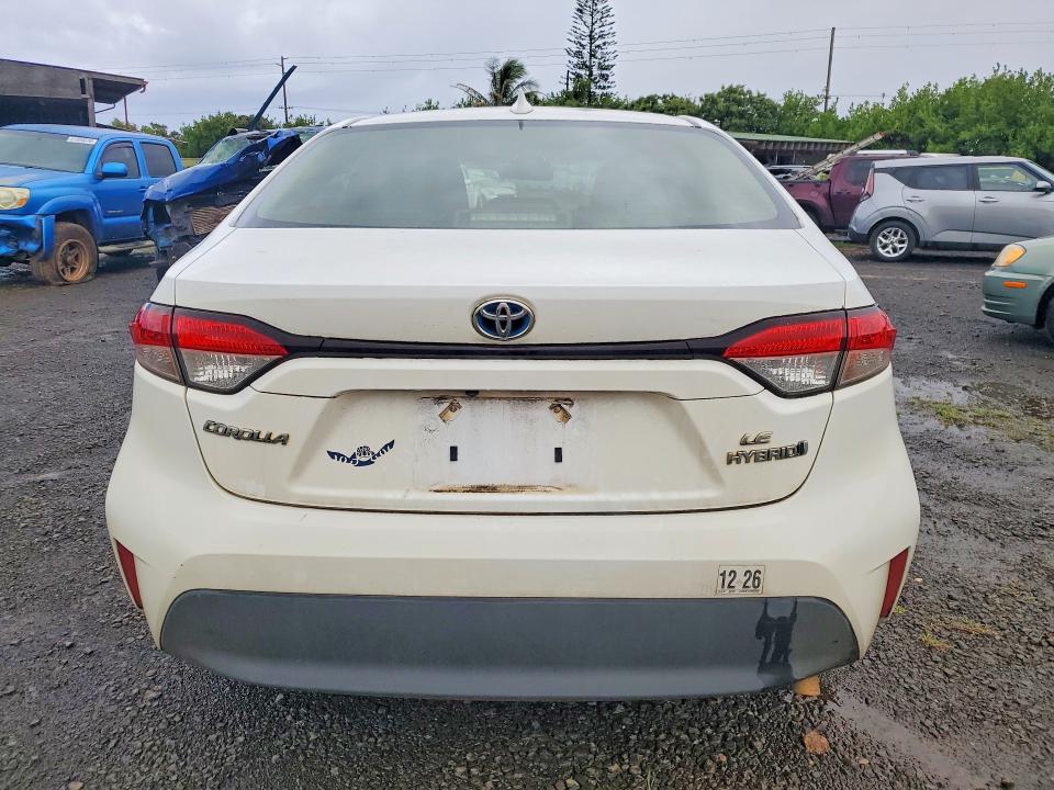 2023 Toyota Corolla VIN JTDBCMFE8P3003635 COPART salvage auction — SIDE, HI - CERTIFICATE OF TITLE, sold $4,000 on 2026-07-27 (photo 6)