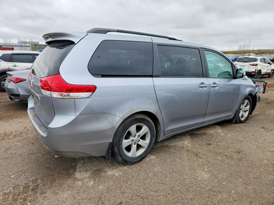 2011 Toyota Sienna VIN 5TDKK3DC1BS164995 COPART salvage auction — FRONT END, On - Permit No Brand - Unfit, sold $2,200 on 2026-07-28 (photo 3)