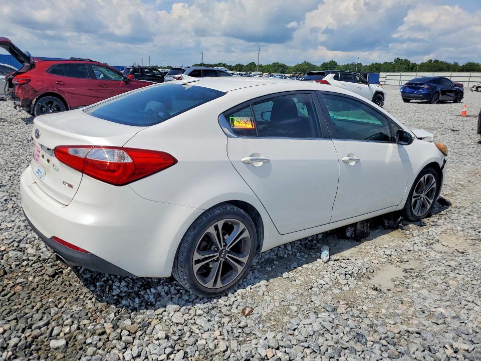 2014 Kia Forte VIN KNAFX4A88E5051013 COPART salvage auction — FRONT END, Fl - Cert Of Title Slvg Rebuildable, sold $950 on 2026-07-07 (photo 3)