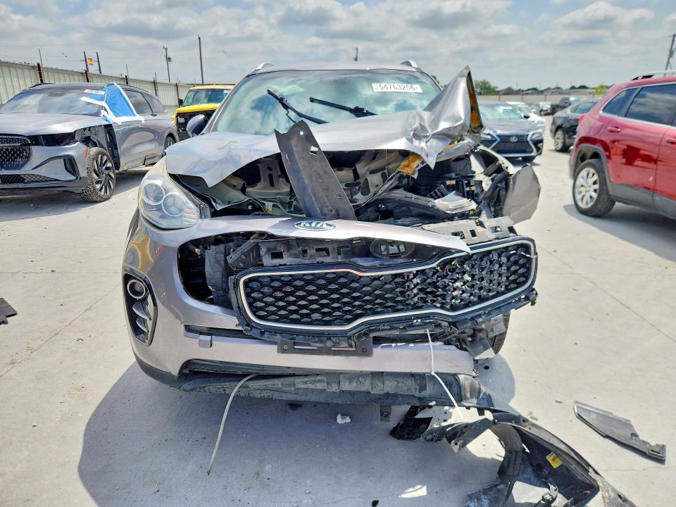2017 Kia VIN KNDPN3AC9H7234179 COPART salvage auction — FRONT END, Tx - Salvage Vehicle Title, sold $2,000 on 2026-07-10 (photo 5)