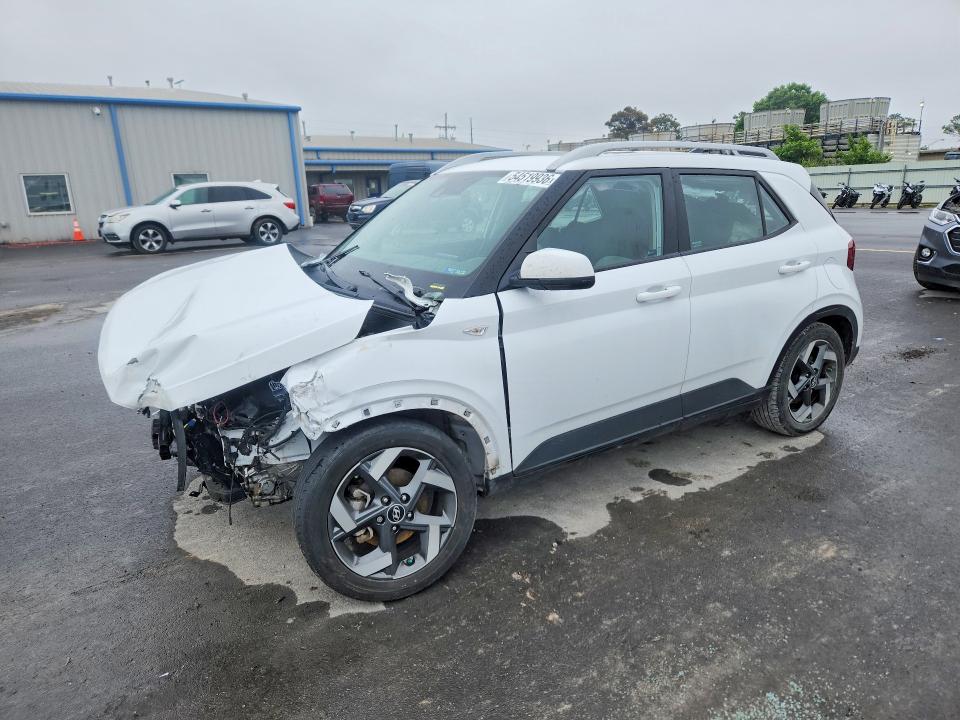 2022 Hyundai VIN KMHRC8A32NU138379 COPART salvage auction — FRONT END, Ok - Cert Of Title-Salvage, sold $1,100 on 2026-07-08 (photo 1)
