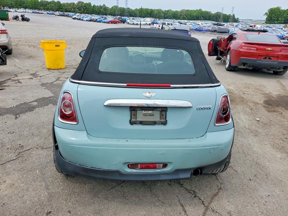 2012 Mini Cooper VIN WMWZN3C56CT135176 COPART salvage auction — WATER/FLOOD, Tn - Salvage Cert-Water Damage, sold $300 on 2026-07-09 (photo 6)