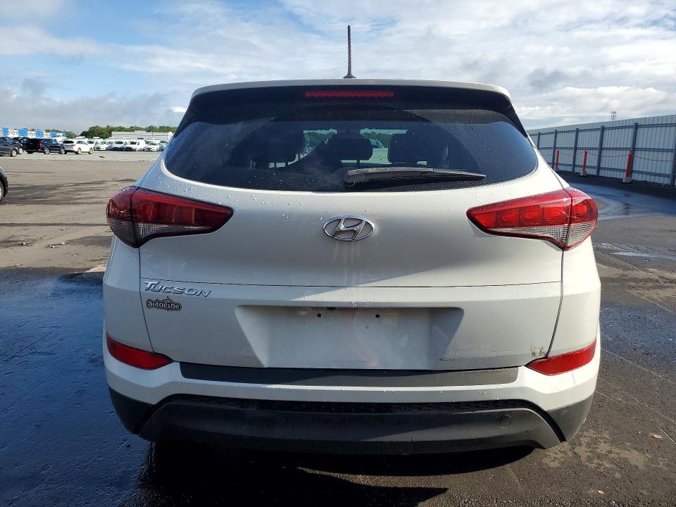 2017 Hyundai Tucson VIN KM8J23A45HU470042 COPART salvage auction — FRONT END, FL - CERT OF TITLE SLVG REBUILDABLE, sold $1,750 on 2026-07-27 (photo 6)