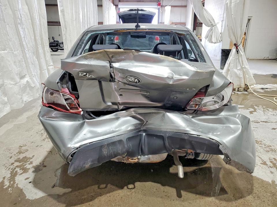 2010 Kia Lx 4 door VIN KNADH4A34A6651668 COPART salvage auction — REAR END, NY - MV-907A SALVAGE CERTIFICATE, sold $400 on 2026-07-06 (photo 6)