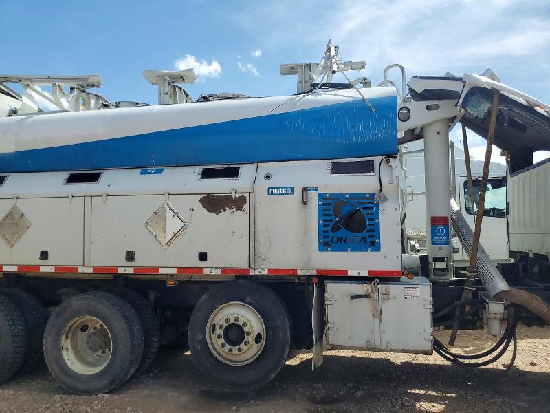 2019 Freightliner 114sd VIN 1FVMG3DVXKHKK0971 COPART salvage auction — ALL OVER, NC - SALVAGE CERTIFICATE OF TITLE, sold $8,200 on 2026-08-06 (photo 6)