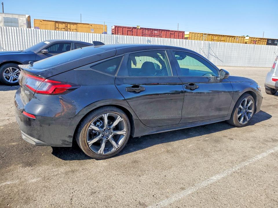 2025 Honda Civic VIN JHMFL4H97SX004308 COPART salvage auction — REAR END, Ca - Salvage Certificate, sold $11,900 on 2026-07-24 (photo 3)