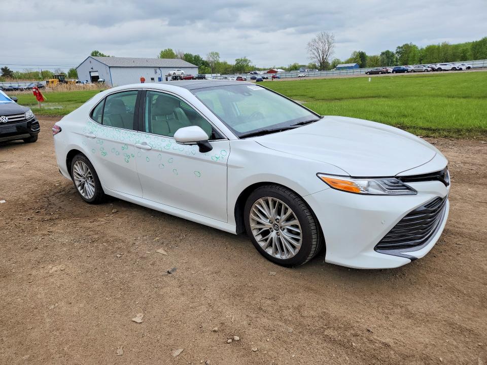 2019 Toyota Camry VIN 4T1B11HK2KU682078 COPART salvage auction — HAIL, Oh - Cert Of Title-Salvage, sold $9,200 on 2026-07-02 (photo 4)