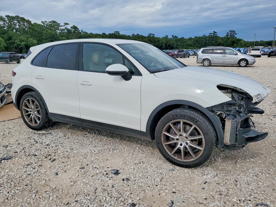 2019 Porsche Cayenne VIN WP1AA2AY9KDA01241 COPART salvage auction — FRONT END, Tx - Salvage Vehicle Title, sold $11,000 on 2026-07-21 (photo 4)