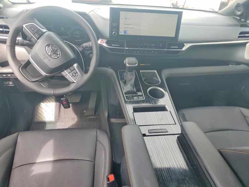 2026 Toyota Sienna VIN 5TDCSKFC7TS244914 COPART salvage auction — SIDE, Or - Salvage Title Certificate, sold $20,300 on 2026-07-27 (photo 8)