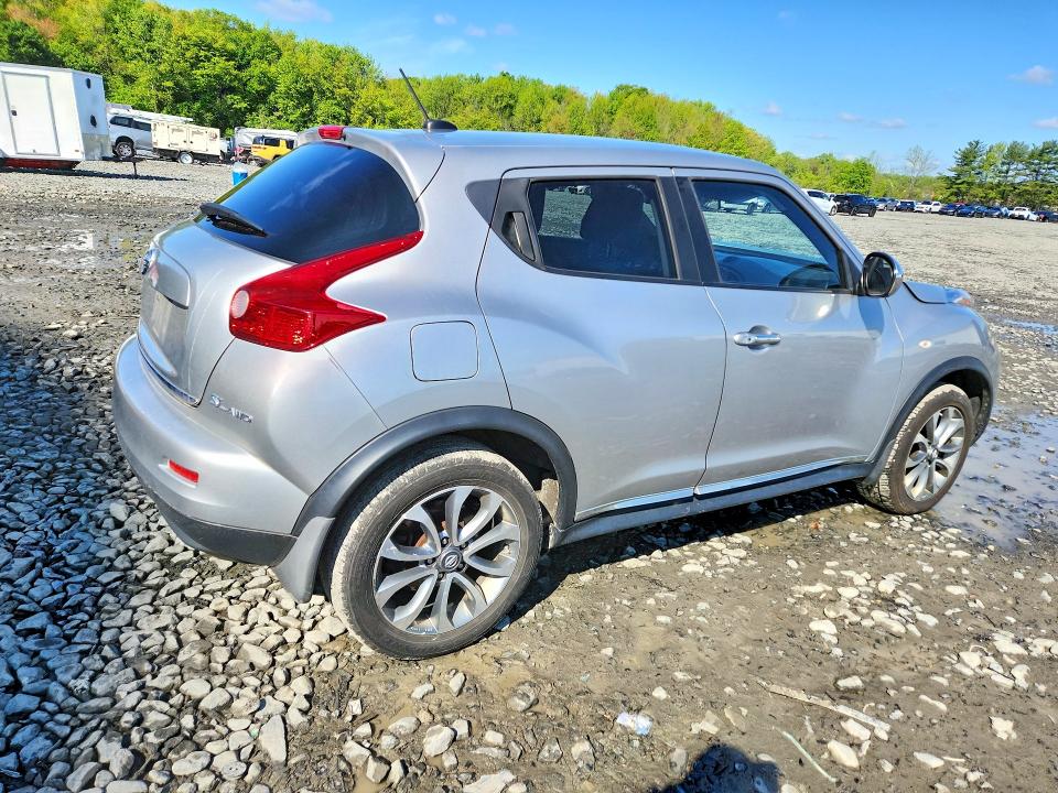 2011 Nissan Juke VIN JN8AF5MV9BT015219 COPART salvage auction — FRONT END, Nj - Cert Of Title-Salvage, sold $475 on 2026-07-06 (photo 3)