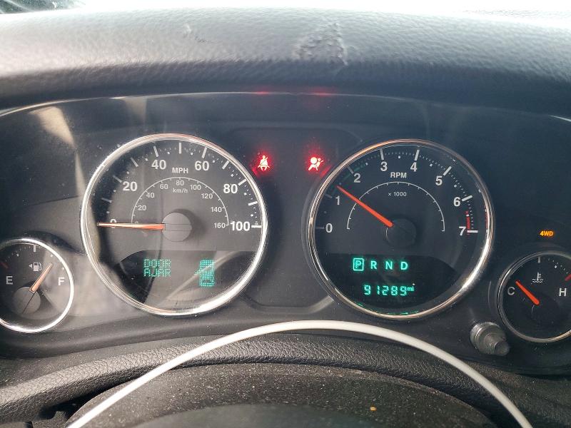 2016 Jeep Wrangler / VIN 1C4BJWEG4GL155500 COPART salvage auction — SIDE, Tx - Salvage Vehicle Title, sold $9,800 on 2026-07-09 (photo 9)