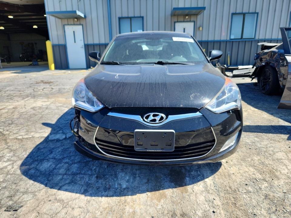 2017 Hyundai VIN KMHTC6AD6HU323557 COPART salvage auction — FRONT END, Md - Cert Of Salvage > 75% Damage, sold $2,800 on 2026-07-31 (photo 5)