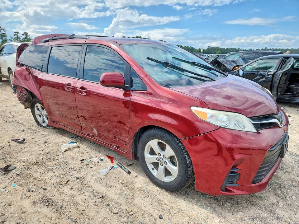 2020 Toyota Sienna VIN 5TDKZ3DCXLS042536 COPART salvage auction — REAR END, Tx - Salvage Vehicle Title, sold $3,550 on 2026-07-17 (photo 4)
