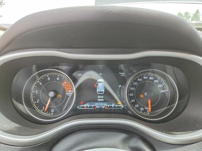 2017 Jeep Cherokee VIN 1C4PJMBS9HW638385 COPART salvage auction — FRONT END, Ab - Bos - Salvage, sold $1,450 on 2026-07-28 (photo 9)