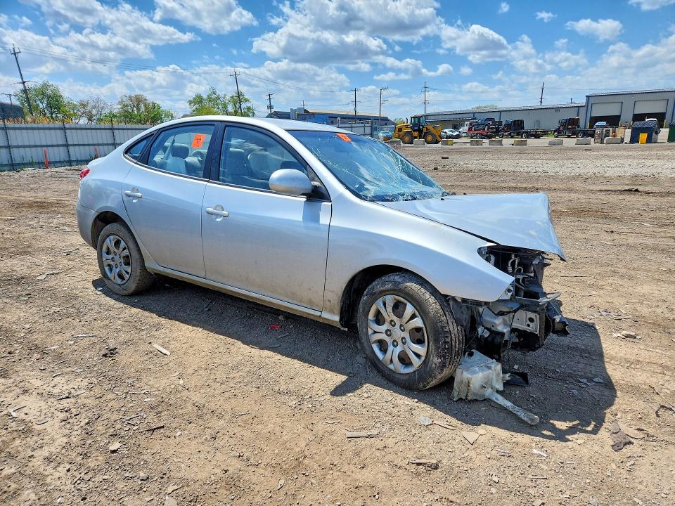 2009 Hyundai Elantra VIN KMHDU46DX9U767525 COPART salvage auction — FRONT END, Il - Salvage Certificate, sold $225 on 2026-07-08 (photo 4)