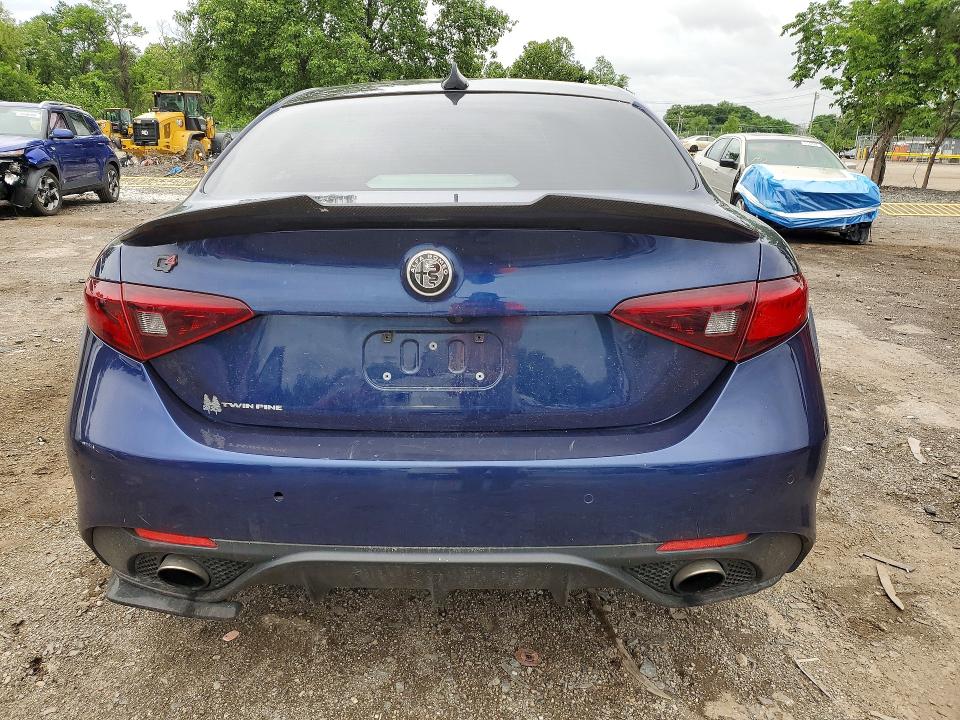2019 Alfa romeo Giulia VIN ZARFANBN4K7616846 COPART salvage auction — FRONT END, Md - Cert Of Salvage > 75% Damage, sold $975 on 2026-07-28 (photo 6)