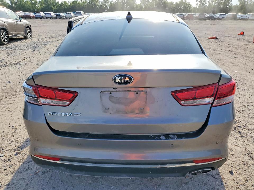 2018 Kia Optima VIN 5XXGT4L39JG201222 COPART salvage auction — SIDE, Tx - Salvage Vehicle Title, sold $150 on 2026-07-21 (photo 6)