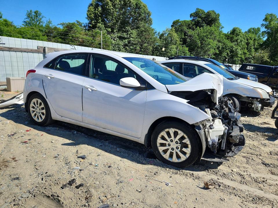 2016 Hyundai Elantra VIN KMHD35LH7GU284636 COPART salvage auction — FRONT END, MD - CERT OF SALVAGE > 75% DAMAGE (P), sold $925 on 2026-07-28 (photo 4)