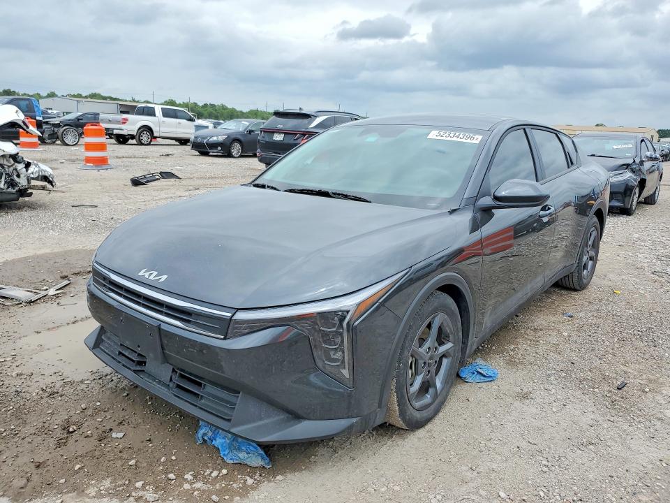 2025 Kia K4 VIN 3KPFT4DE2SE127423 — COPART salvage auction photo