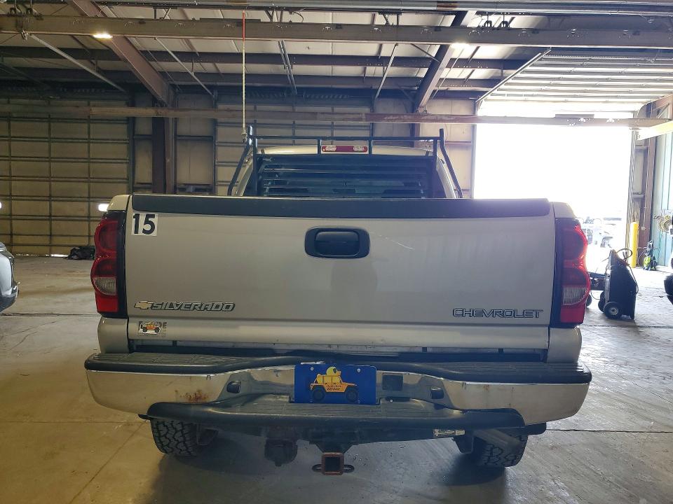 2004 Chevrolet Silverado 2500 VIN 1GCHK29U04E253763 COPART salvage auction — MECHANICAL, In - Certificate Of Title, sold $150 on 2026-07-09 (photo 6)