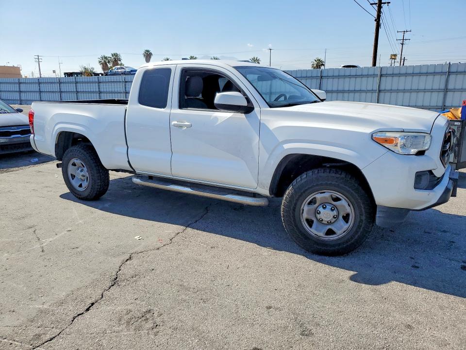 2018 Toyota Tacoma VIN 5TFRX5GN3JX112074 COPART salvage auction — ENGINE BURN, Ca - Salvage Certificate, sold $5,600 on 2026-07-02 (photo 4)