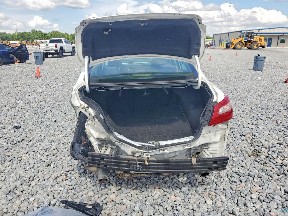 2018 Nissan VIN 1N4AL3AP4JC120964 COPART salvage auction — REAR END, FL - CERT OF TITLE SLVG REBUILDABLE, sold $400 on 2026-07-02 (photo 6)
