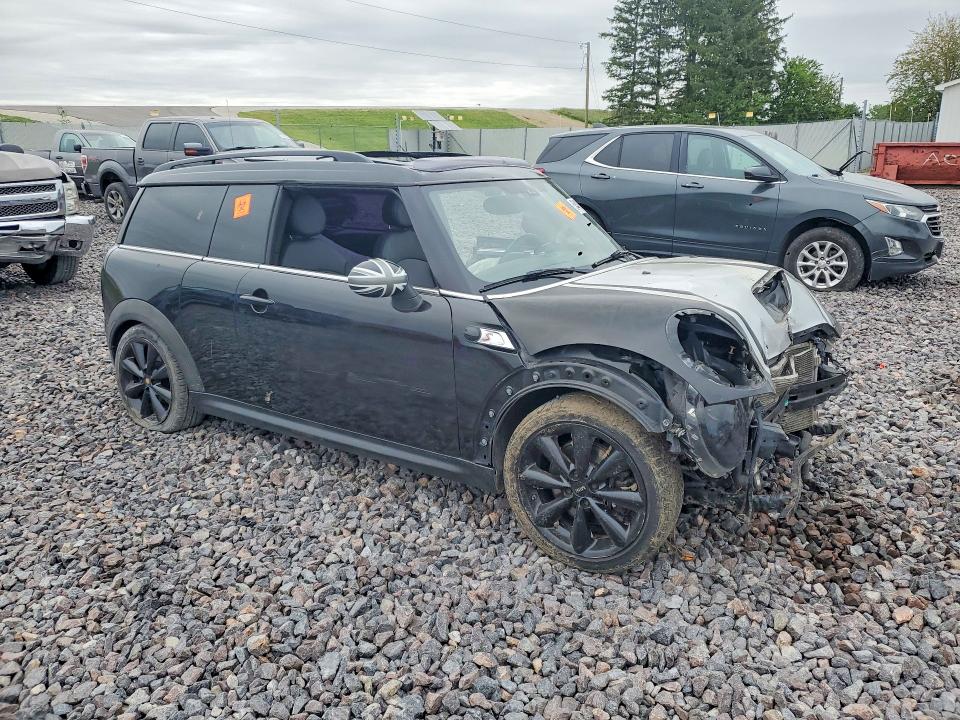 2014 Mini Cooper VIN WMWZG3C58ETY33494 COPART salvage auction — SIDE, In - Cert Of Title-Salvage Title, sold $300 on 2026-08-04 (photo 4)