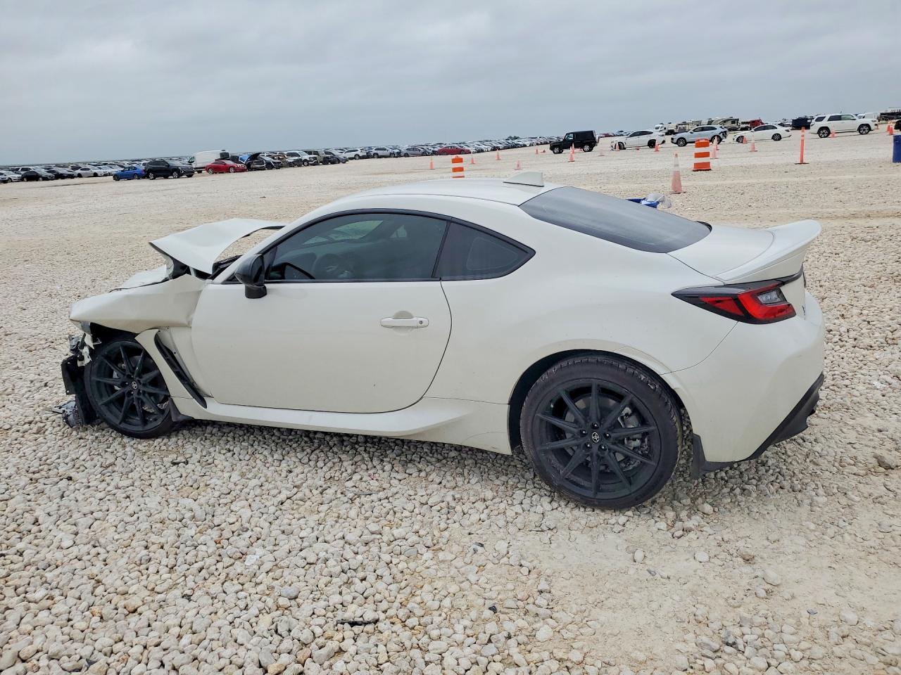2025 Toyota GR 86 VIN JF1ZNBE15S9758359 COPART salvage auction — Front End, TX - SALVAGE VEHICLE TITLE, sold $4,650 on 2026-07-02 (photo 2)