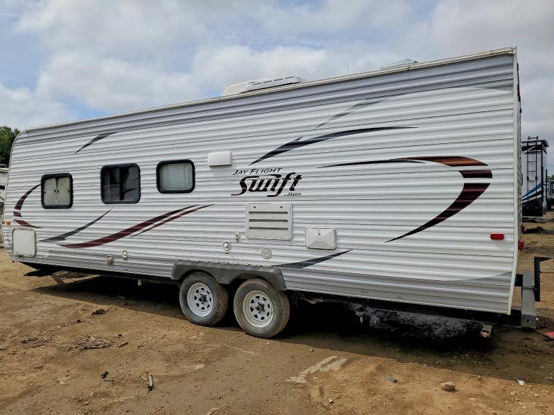 2014 Jaco jay flight VIN 1UJBJ0BN5E17B0376 COPART salvage auction — HAIL, KS - CERT OF TITLE-SALVAGE, sold $2,750 on 2026-08-27 (photo 3)