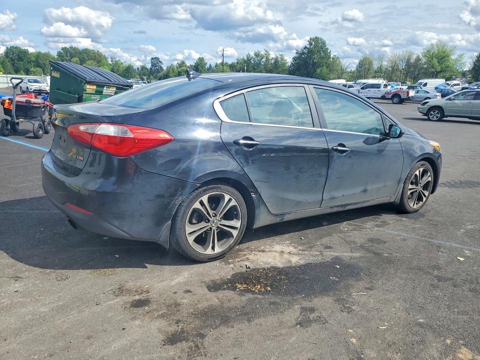 2014 Kia Forte VIN KNAFZ4A88E5069389 COPART salvage auction — REAR END, Or - Salvage Title Certificate, sold $1,400 on 2026-07-29 (photo 3)