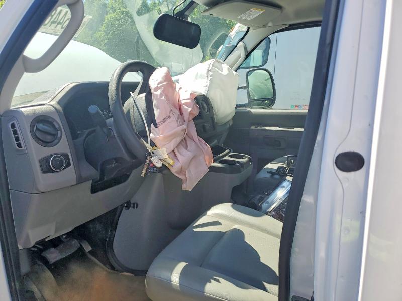 2026 Ford Econoline VIN 1FDWE3FN8TDD24144 COPART salvage auction — FRONT END, Nc - Dealer Only Salvage Title, sold $15,500 on 2026-07-21 (photo 7)