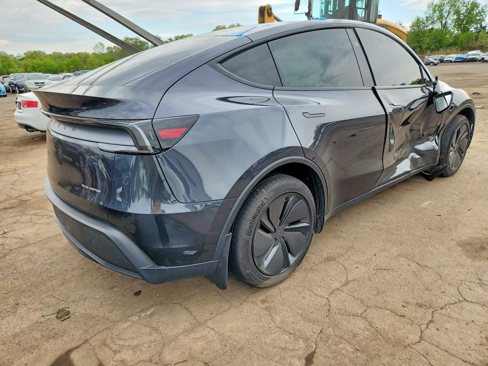 2026 Tesla Model y VIN 7SAYGDEEXTF530687 COPART salvage auction — SIDE, Ct - Cert Of Title-Salvage, sold $23,000 on 2026-07-10 (photo 3)