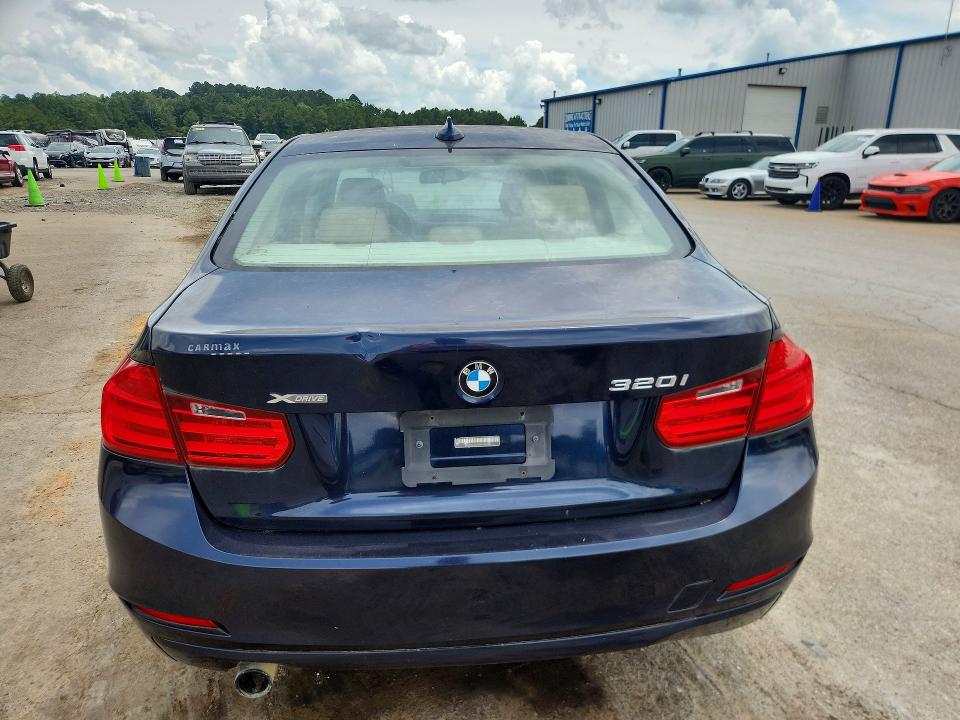 2014 BMW 3 series VIN WBA3C3G53ENS70936 COPART salvage auction — NORMAL WEAR, Ms - Certificate Of Title (P), sold $500 on 2026-07-10 (photo 6)