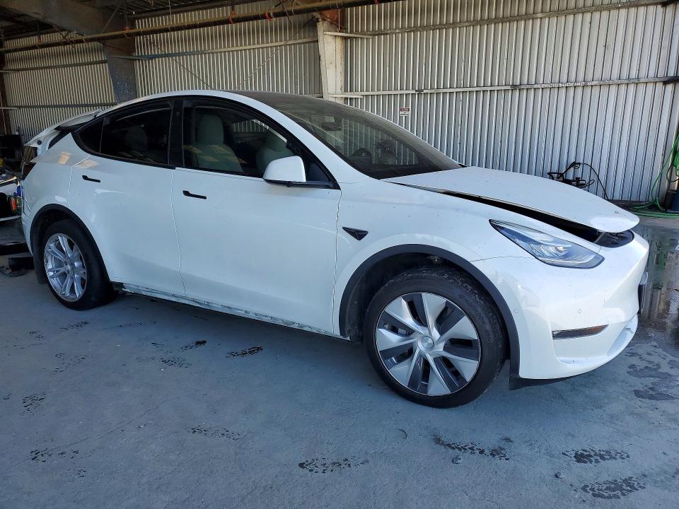 2021 Tesla VIN 5YJYGDEE0MF240506 COPART salvage auction — REAR END, Salvage Title, sold $8,400 on 2026-07-13 (photo 4)