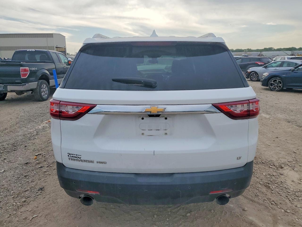 2018 Chevrolet Traverse VIN 1GNEVHKW5JJ108804 COPART salvage auction — Front End, MO - SALVAGE CERTIFICATE OF TITLE, sold $1,850 on 2026-06-25 (photo 6)