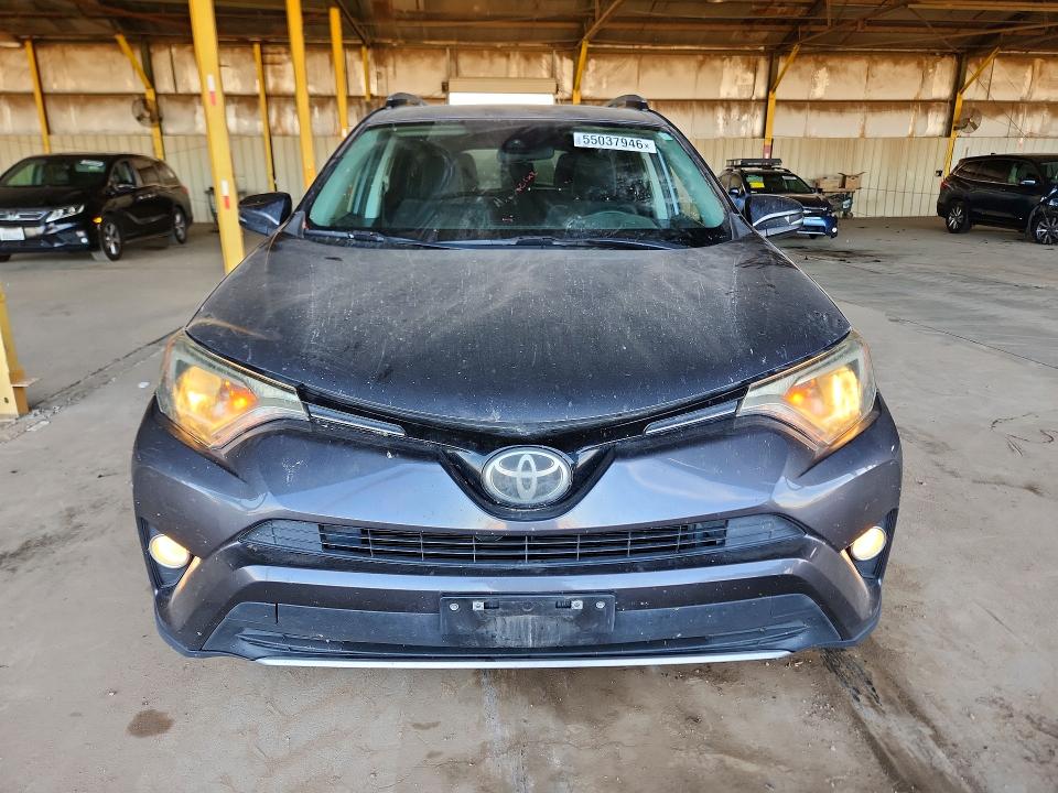 2017 Toyota Rav 4 VIN 2T3RFREV2HW560253 COPART salvage auction — MINOR DENT/SCRATCHES, ID - SALVAGE CERTIFICATE OF TITLE, sold $7,600 on 2026-07-29 (photo 5)