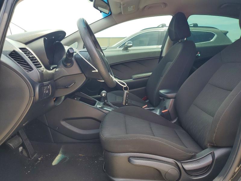 2016 Kia Forte VIN KNAFK4A60G5586630 COPART salvage auction — REAR END, Tx - Salvage Vehicle Title, sold $175 on 2026-07-27 (photo 7)
