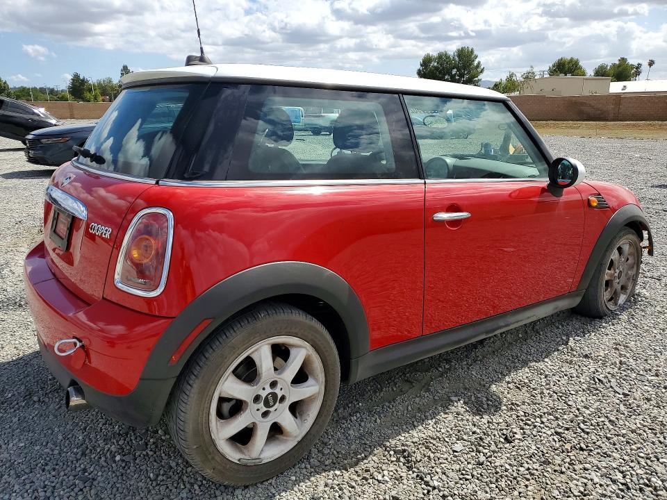 2010 Mini Cooper VIN WMWMF3C54ATZ65949 COPART salvage auction — UNDERCARRIAGE, CA - SALVAGE CERTIFICATE, sold $425 on 2026-08-12 (photo 3)