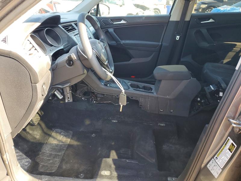 2018 Volkswagen Tiguan VIN 3VV1B7AXXJM075808 COPART salvage auction — MINOR DENT/SCRATCHES, IN - CERTIFICATE OF TITLE (P), sold $3,400 on 2026-07-28 (photo 7)