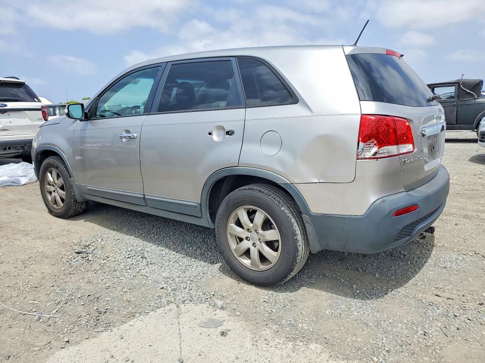 2012 Kia Sorento VIN 5XYKT3A11CG279823 COPART salvage auction — REAR END, Ca - Dis/Dlr/Exp Only Clean Title, sold $475 on 2026-07-02 (photo 2)