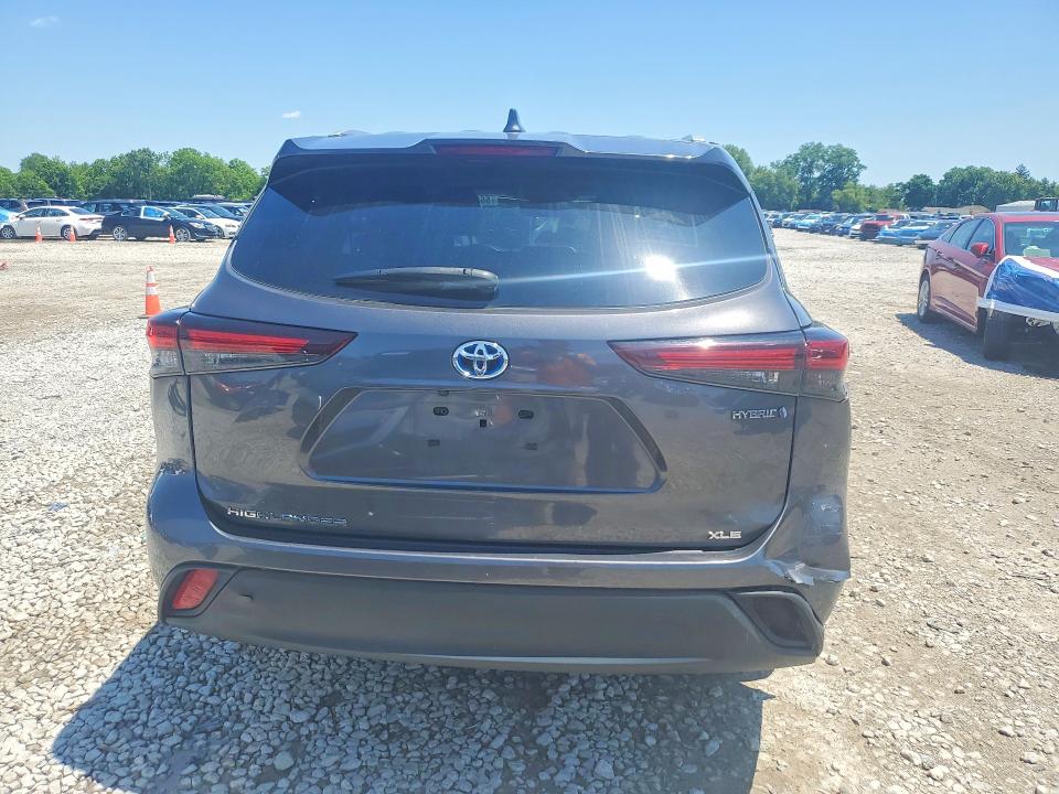 2024 Toyota Highlander VIN 5TDKBRCH6RS141416 COPART salvage auction — REAR END, Il - Certificate Of Title, sold $25,750 on 2026-07-24 (photo 6)