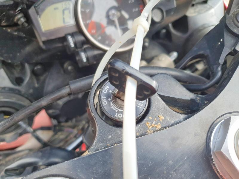 2004 Yamaha Yzf VIN JYARN13Y14A000326 COPART salvage auction — SIDE, Co - Salvage Title, sold $1,500 on 2026-07-09 (photo 8)