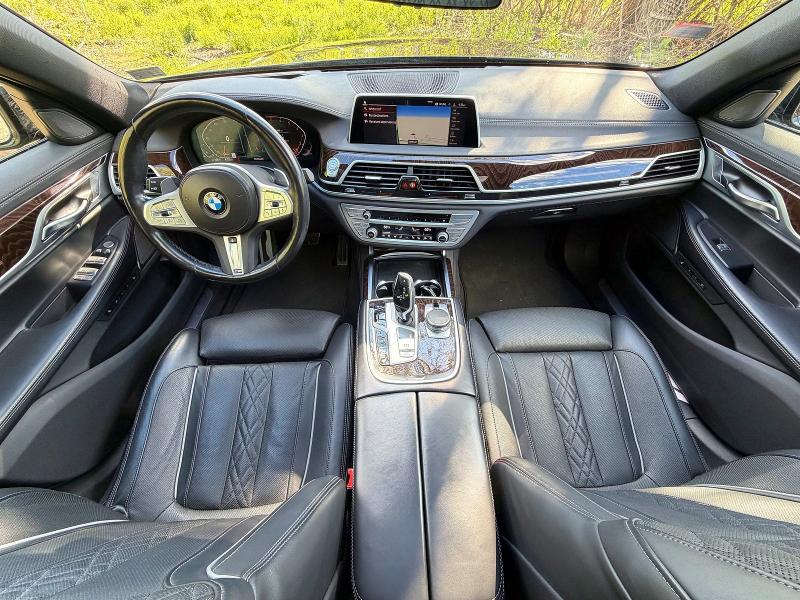 2022 BMW 7 series VIN WBA7T4C03NCK23662 COPART salvage auction — Normal Wear, VA - CERTIFICATE OF TITLE (P), sold $24,400 on 2026-05-29 (photo 9)