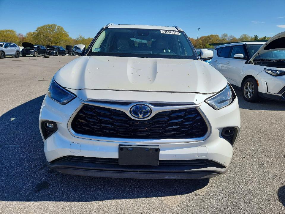 2022 Toyota Highlander hybrid VIN 5TDHBRCH4NS543312 COPART salvage auction — MECHANICAL, Ma - Certificate Of Title, sold $11,400 on 2026-07-02 (photo 5)