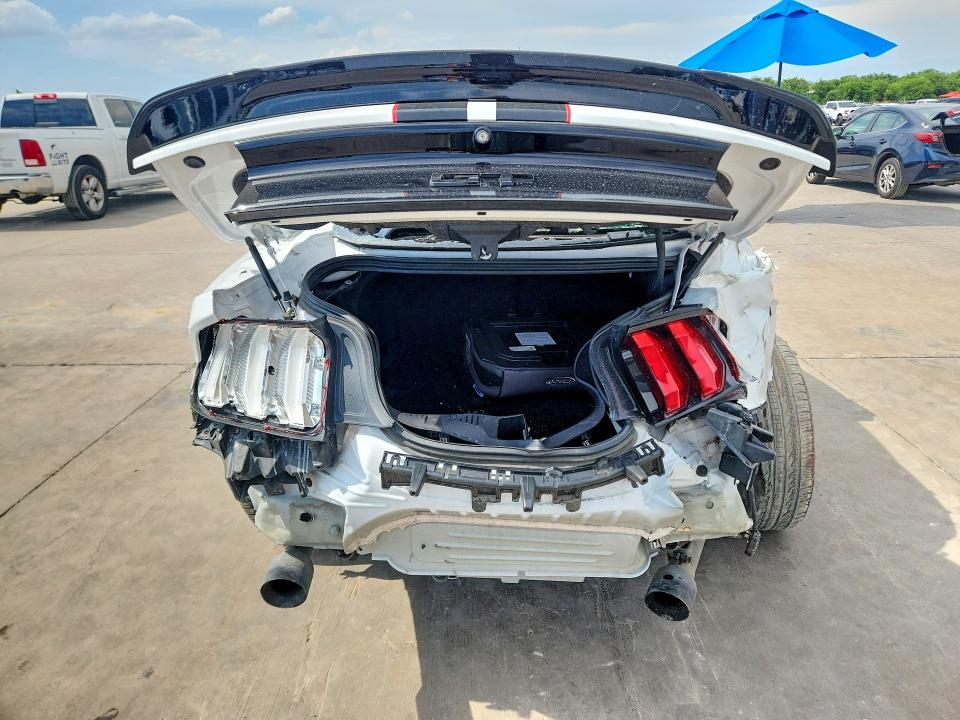 2016 Ford Mustang VIN 1FA6P8CF8G5260279 COPART salvage auction — FRONT END, Tx - Nonrepairable Title, sold $250 on 2026-07-09 (photo 6)